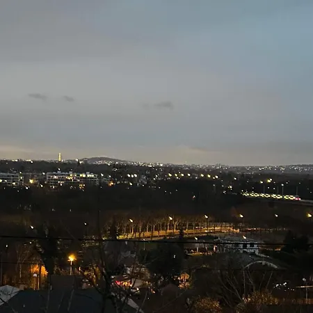 Modern House With Fantastic View Apartment *